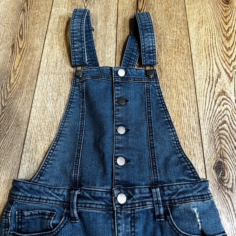 Harper blue jean denim distressed overalls, button up, pockets, straight leg, M. - Picture 3 of 14